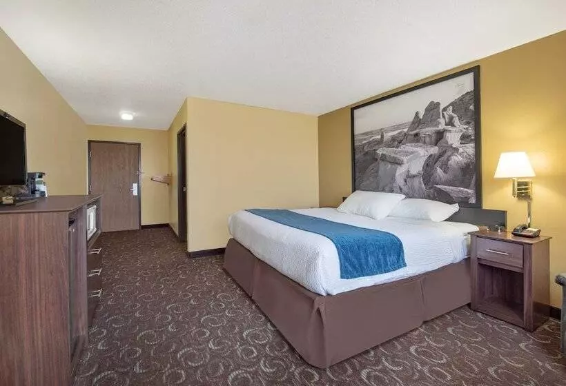 모텔 Four Seasons Inn