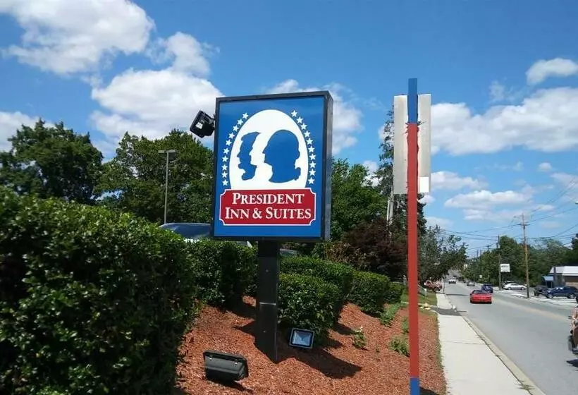모텔 President Inn & Suites