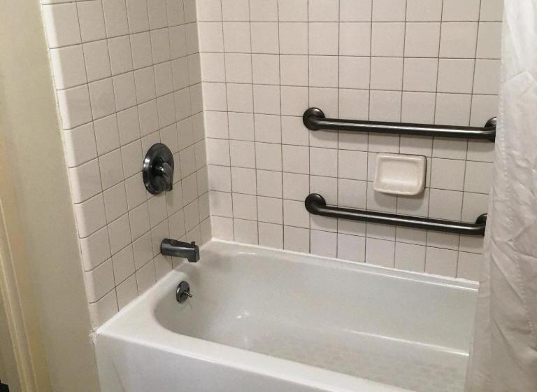 Motel President Inn & Suites