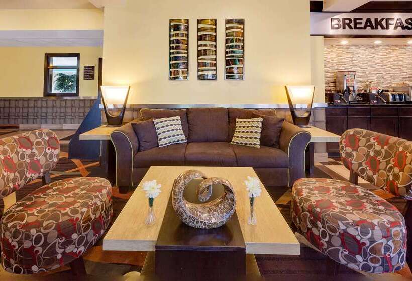 مُتل Super 8 By Wyndham Akron S/green/uniontown Oh