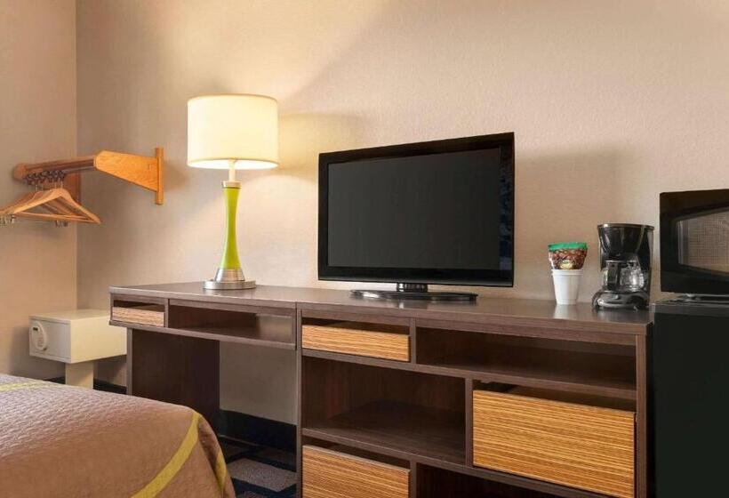 مُتل Super 8 By Wyndham Akron S/green/uniontown Oh