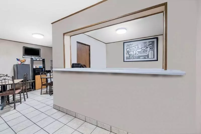 Мотель Super 8 By Wyndham Bowman