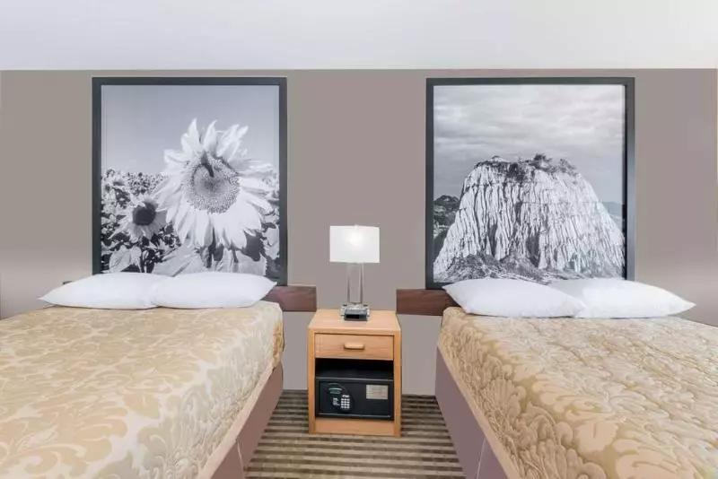 Мотель Super 8 By Wyndham Bowman