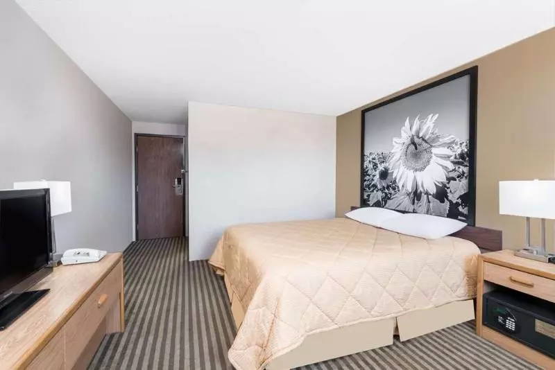 Мотель Super 8 By Wyndham Bowman