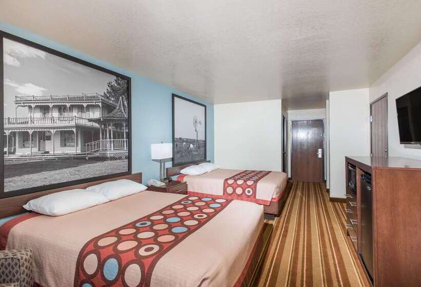 Motel Super 8 By Wyndham Claremore Ok