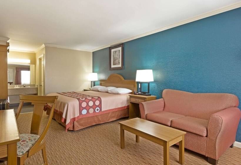 מוטל Super 8 By Wyndham Covington