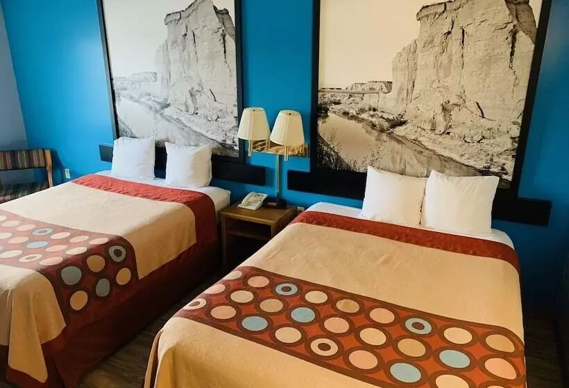 Motel Super 8 By Wyndham Crete