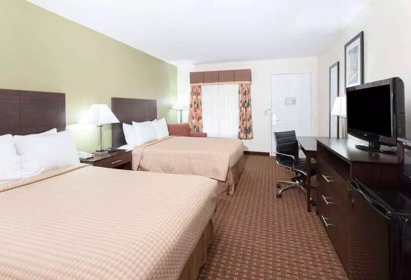 汽车旅馆  Super 8 By Wyndham Decatur/dntn/atlanta Area