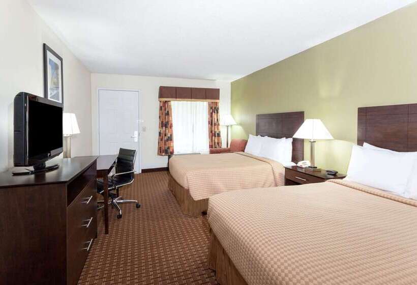 مُتل Super 8 By Wyndham Decatur/dntn/atlanta Area