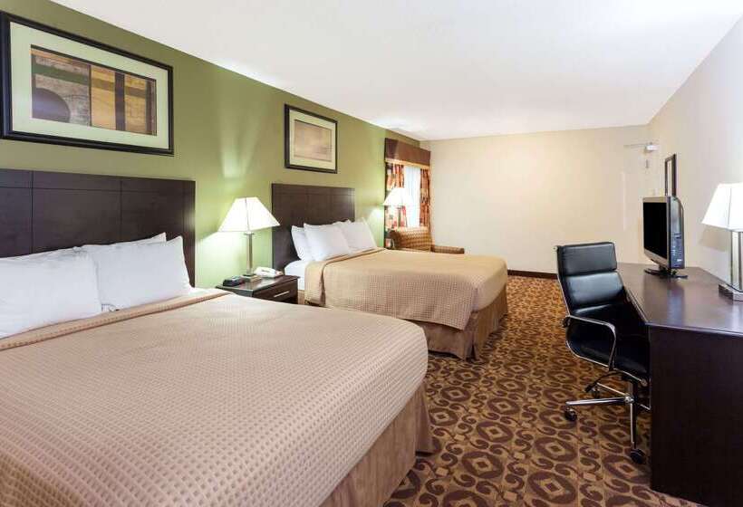 مُتل Super 8 By Wyndham Decatur/dntn/atlanta Area