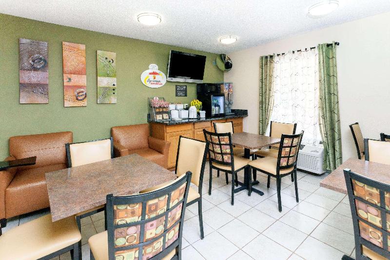 مُتل Super 8 By Wyndham Decatur/dntn/atlanta Area