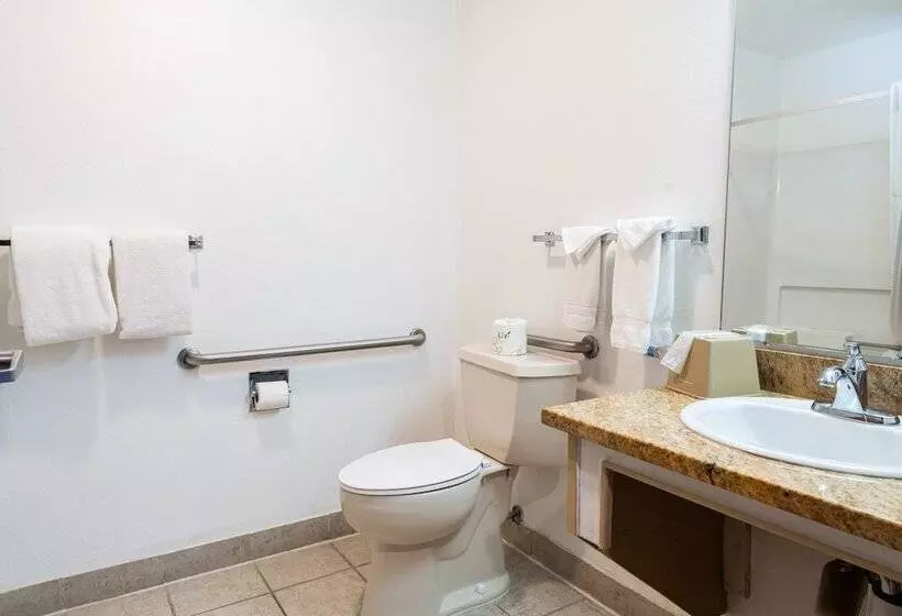 فندق على الطريق Super 8 By Wyndham Grants