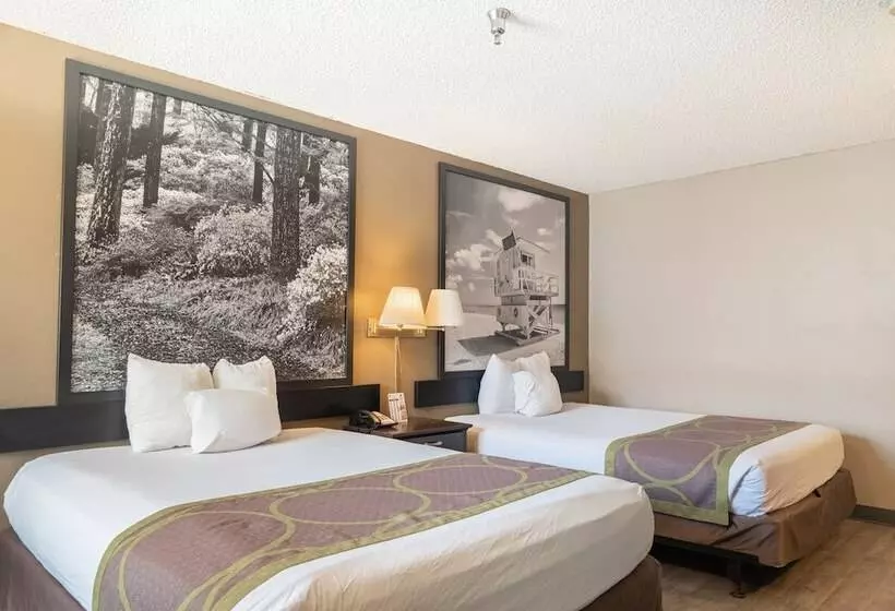 فندق على الطريق Super 8 By Wyndham Grants