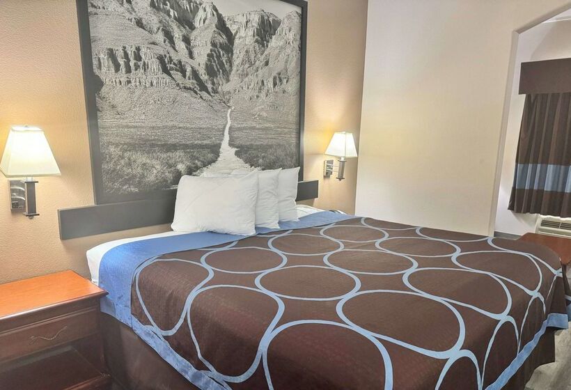 Motel Super 8 By Wyndham Huntsville