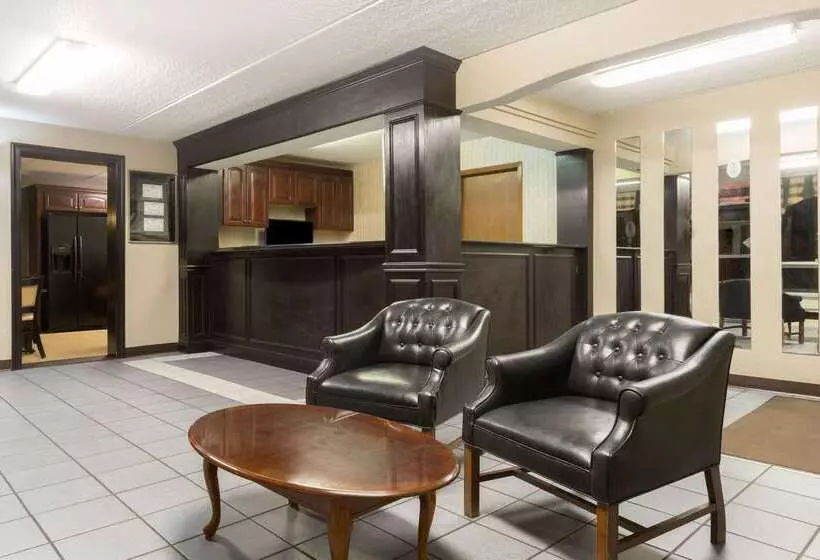 مُتل Super 8 By Wyndham Kingsport /i81