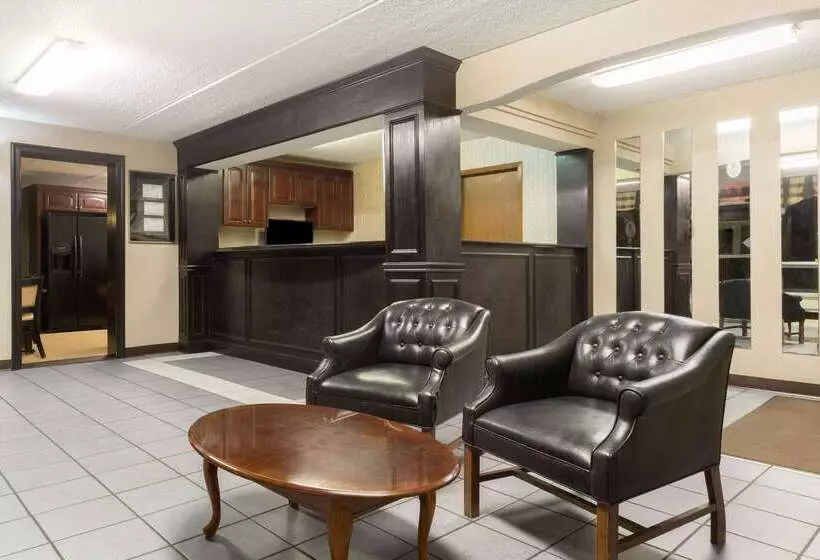 مُتل Super 8 By Wyndham Kingsport /i81