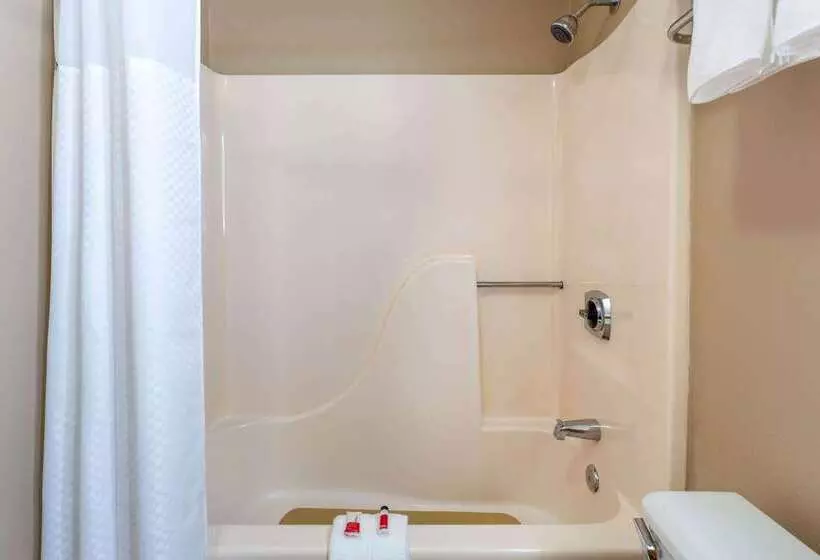 Motel 6 Litchfield, Il