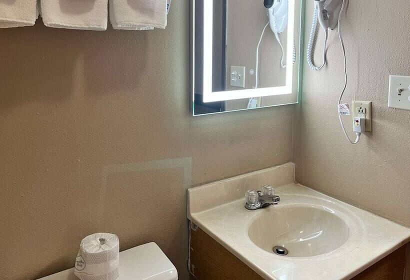 Motel 6 Litchfield, Il