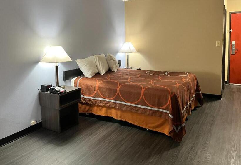 Motel 6 Litchfield, Il