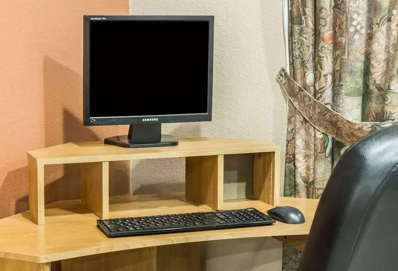 汽车旅馆 Super 8 By Wyndham Norcross/i85 Atlanta