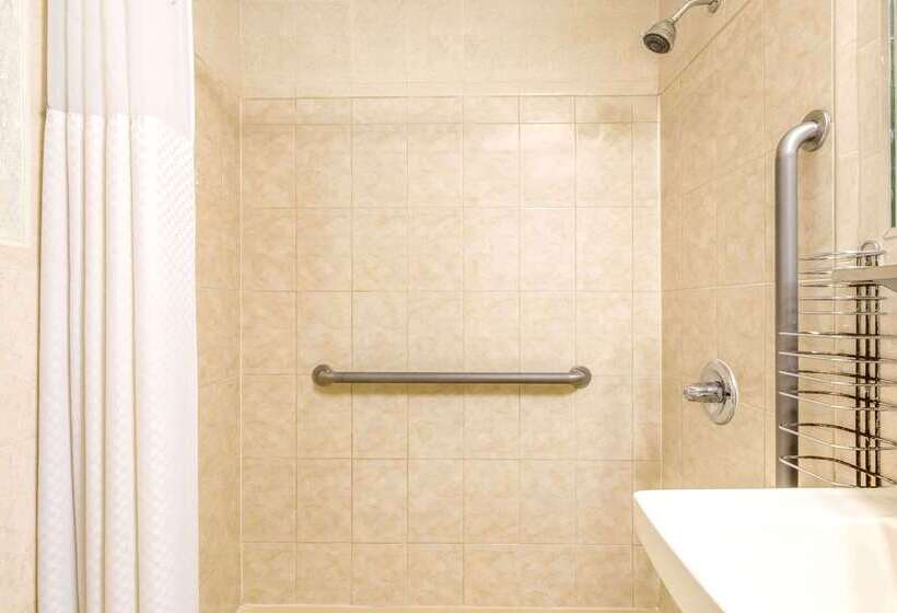 모텔 Super 8 By Wyndham North Bergen Nj/nyc Area