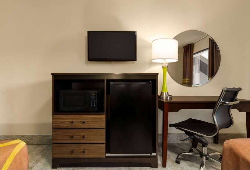 Motel Super 8 By Wyndham Ocean Springs Biloxi