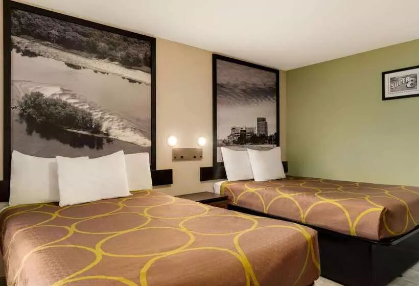 مُتل Super 8 By Wyndham Ocean Springs Biloxi