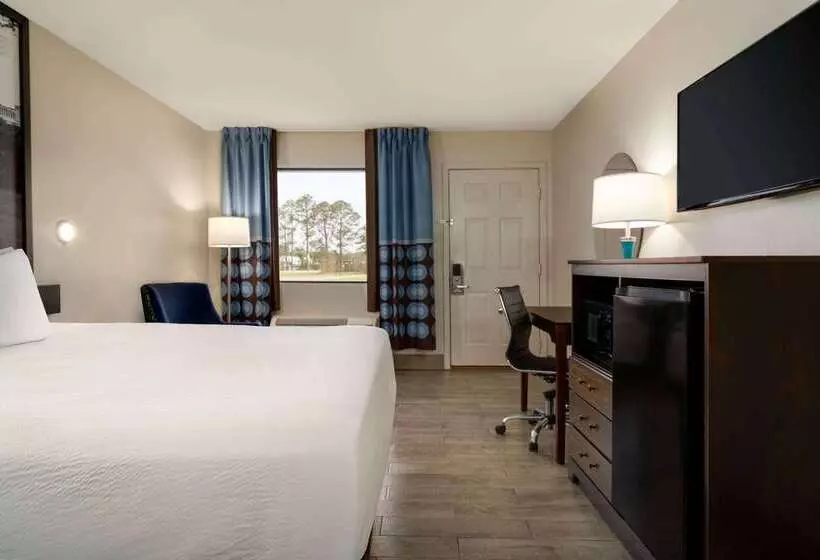 مُتل Super 8 By Wyndham Ocean Springs Biloxi