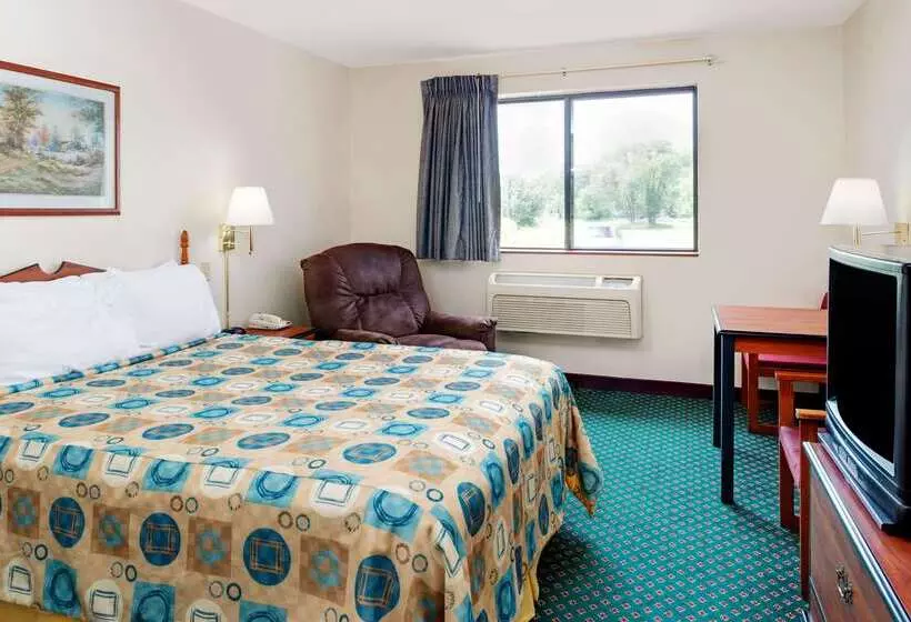 Мотель Super 8 By Wyndham Omaha Eppley Airport/carter Lake