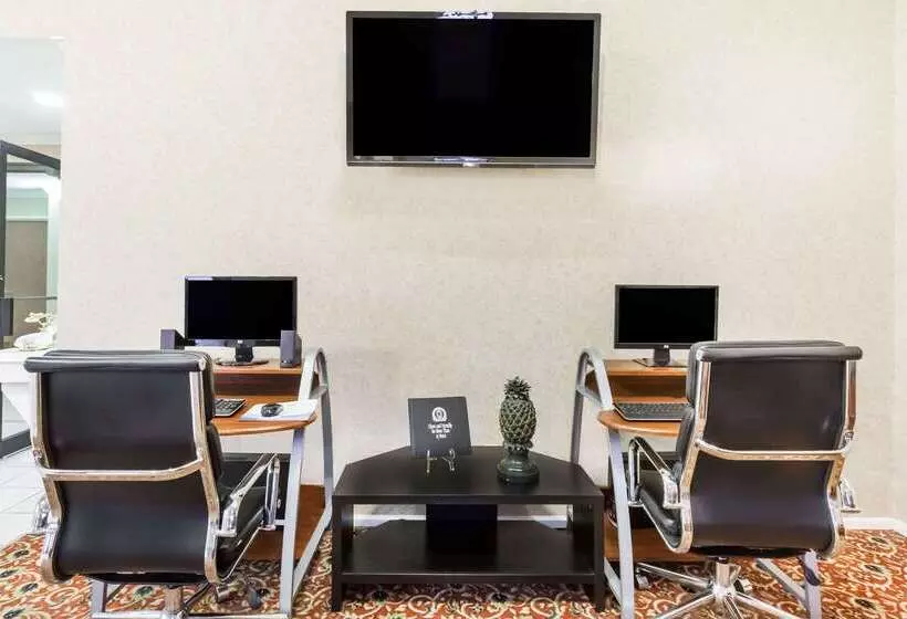 모텔 Super 8 By Wyndham Searcy Ar