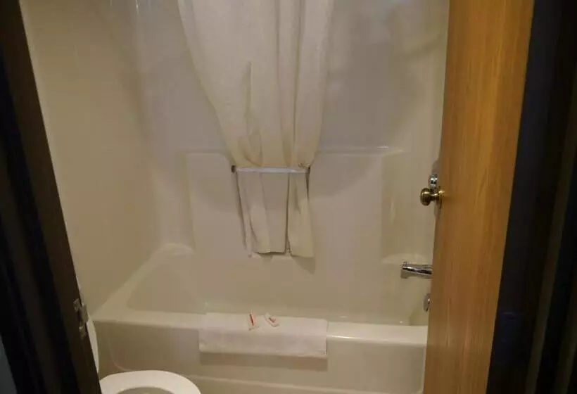 모텔 Westwood Inn & Suites   Kimball