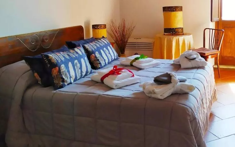 Aamiaismajoitus (B&B) La Mora Exclusive