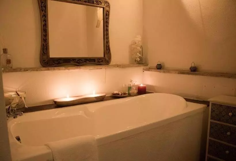 Aamiaismajoitus (B&B) La Mora Exclusive