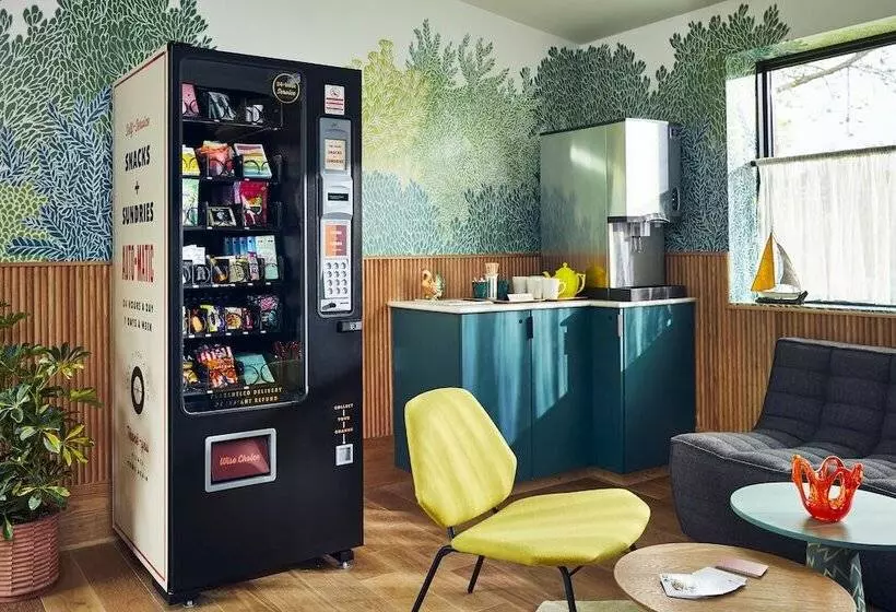 Drake Devonshire And Motor Inn