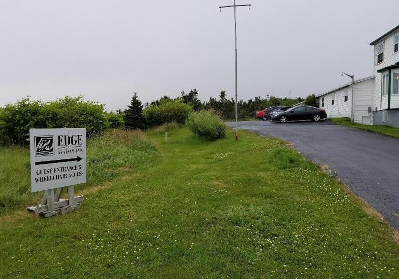 Edge Of The Avalon Inn