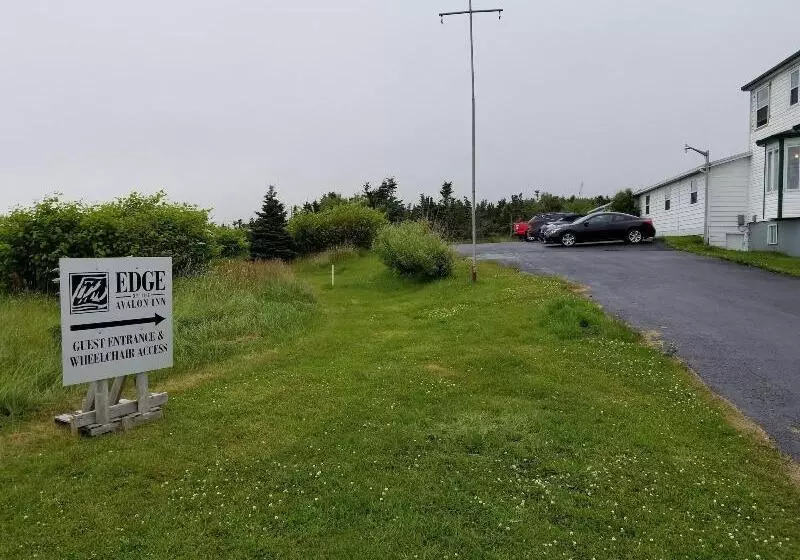 Edge Of The Avalon Inn