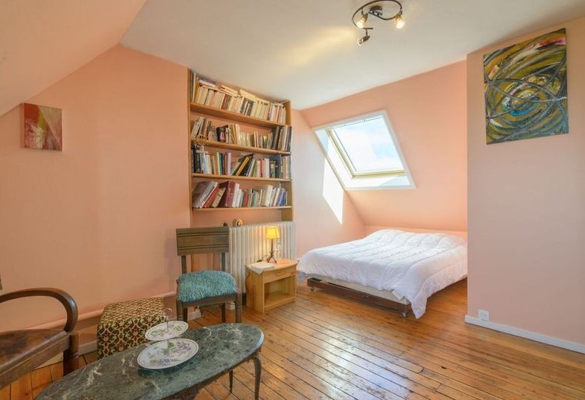 فندق فئة نجمة واحدة Auberge Nonque