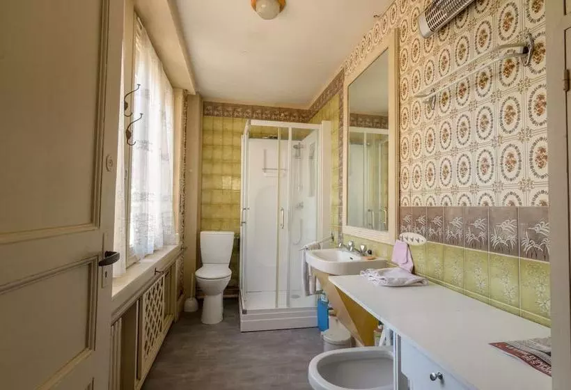 Hostelli Auberge Nonque