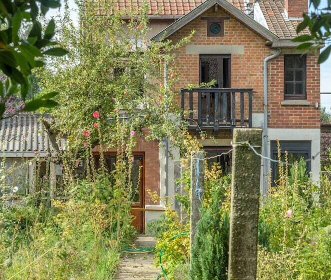 فندق فئة نجمة واحدة Auberge Nonque