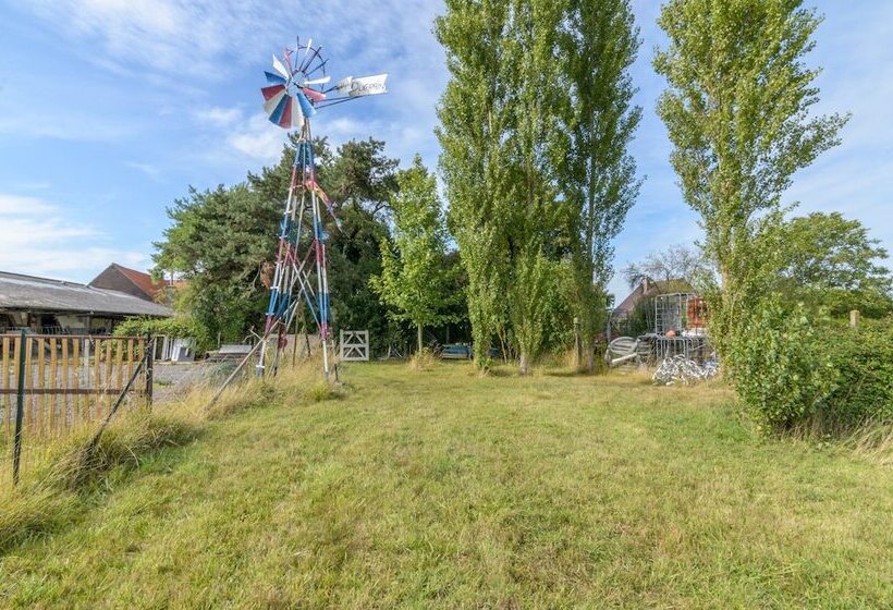 فندق فئة نجمة واحدة Auberge Nonque