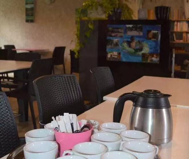 Hotelli Camping Le Petit Lion   Gites