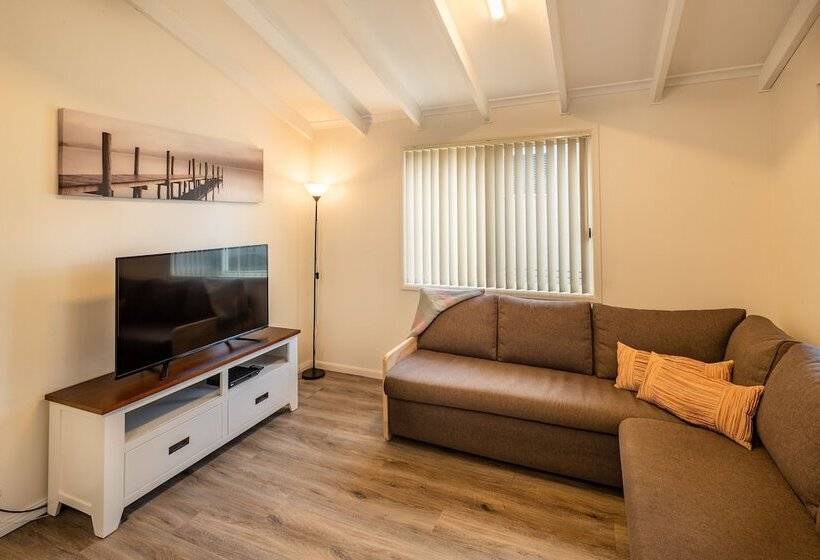 בית מלון כפרי Ingenia Holidays Bonny Hills