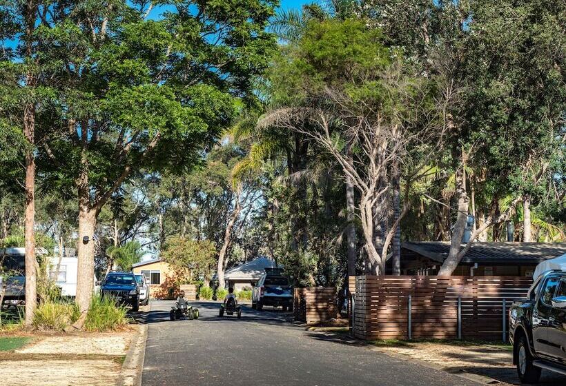 בית מלון כפרי Ingenia Holidays Bonny Hills