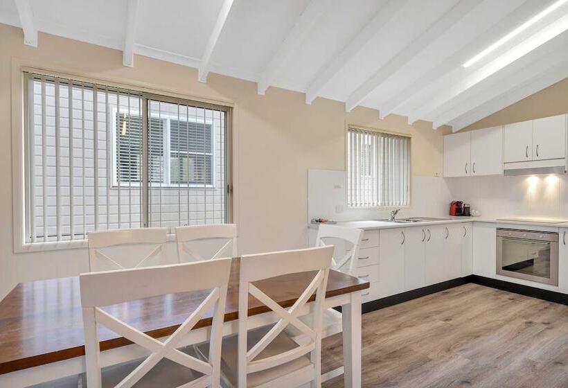 בית מלון כפרי Ingenia Holidays Bonny Hills