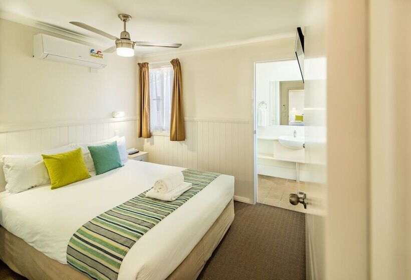 בית מלון כפרי Ingenia Holidays Bonny Hills