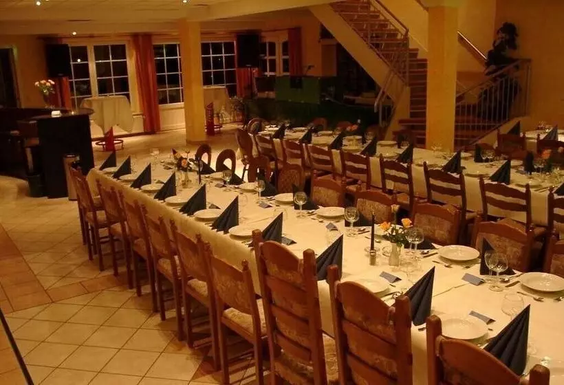 Hotelli Landgasthaus Meyer