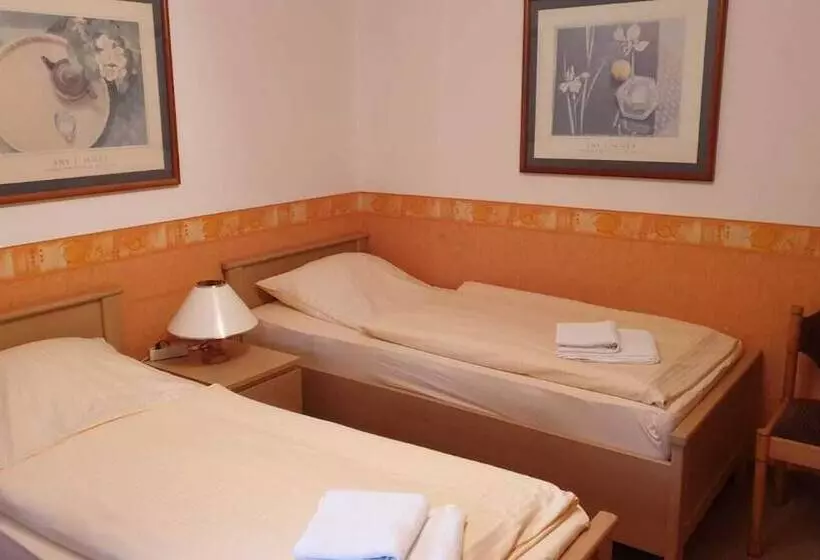 Hotelli Landgasthaus Meyer