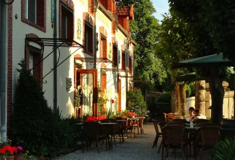 Hotelli Manoir Bonpassage