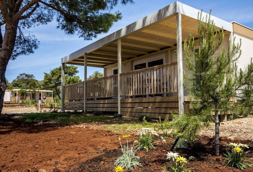 Отель Mobile Homes At Camping Ugljan Resort