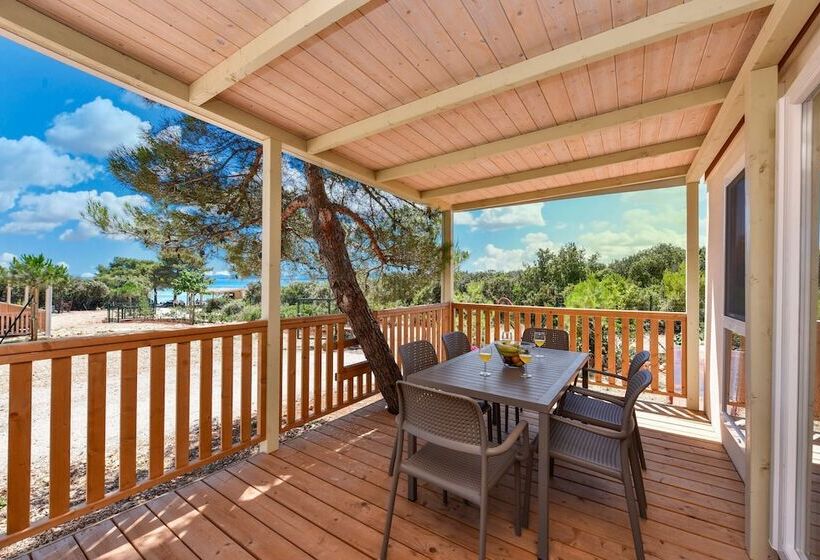 Отель Mobile Homes At Camping Ugljan Resort